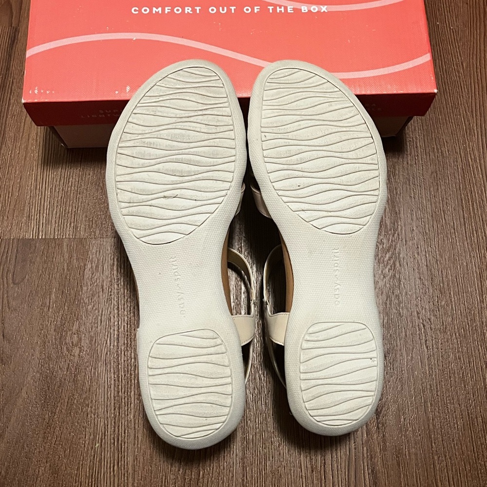 Easy Spirit Leia Adjustable Ankle Strap Sandals - Picture 8 of 11
